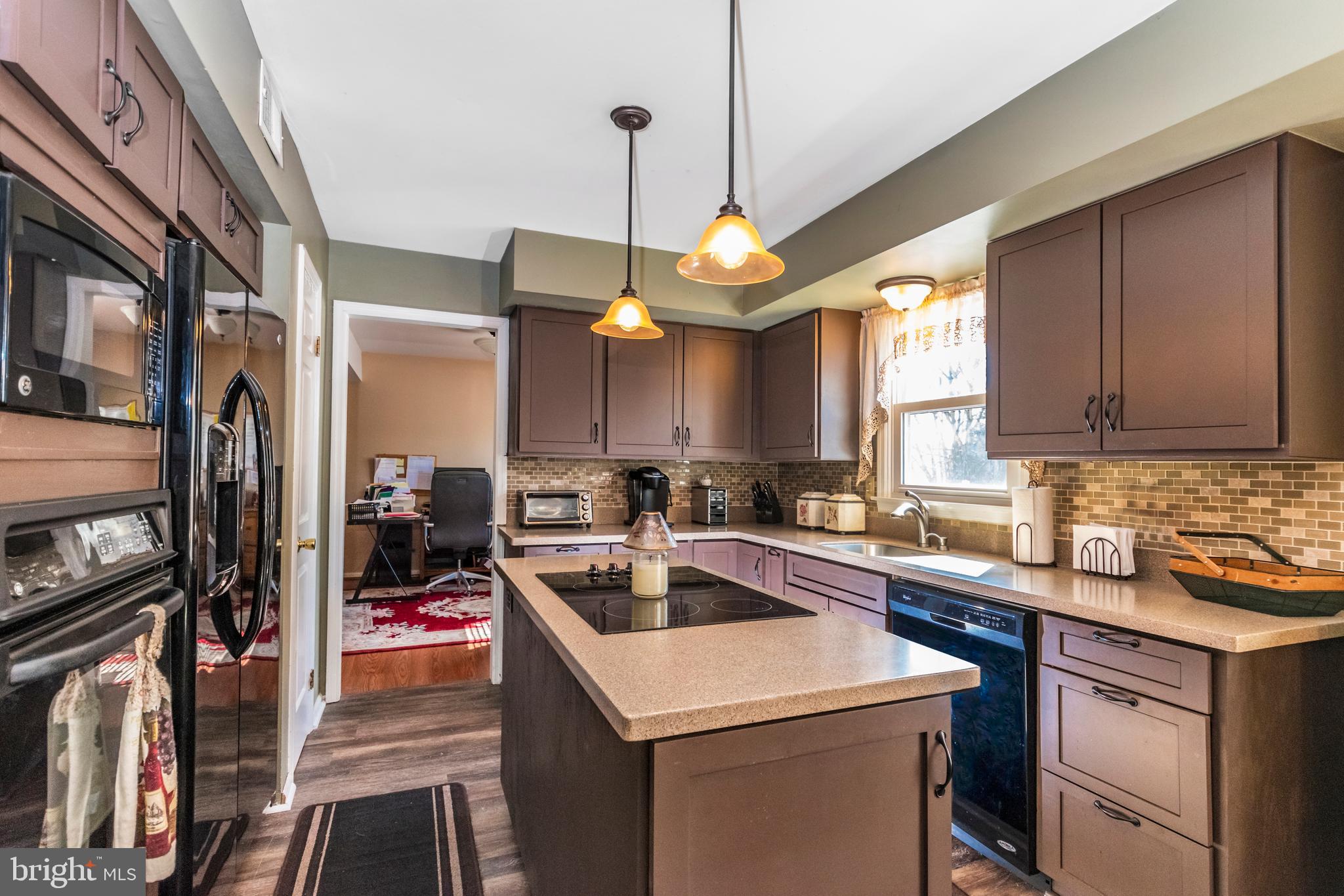 Kitchen - renovated 2019