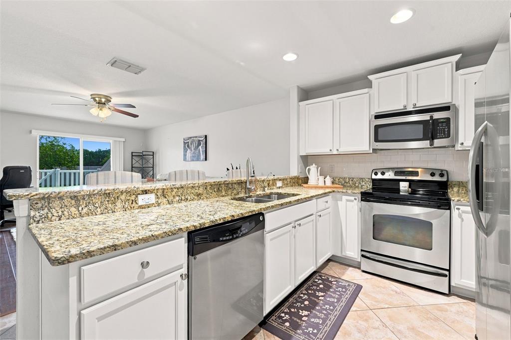 9755 Trumpet Vine Loop New Port Richey, FL 34655 - Photo 8 of 32 Gallery Image 8