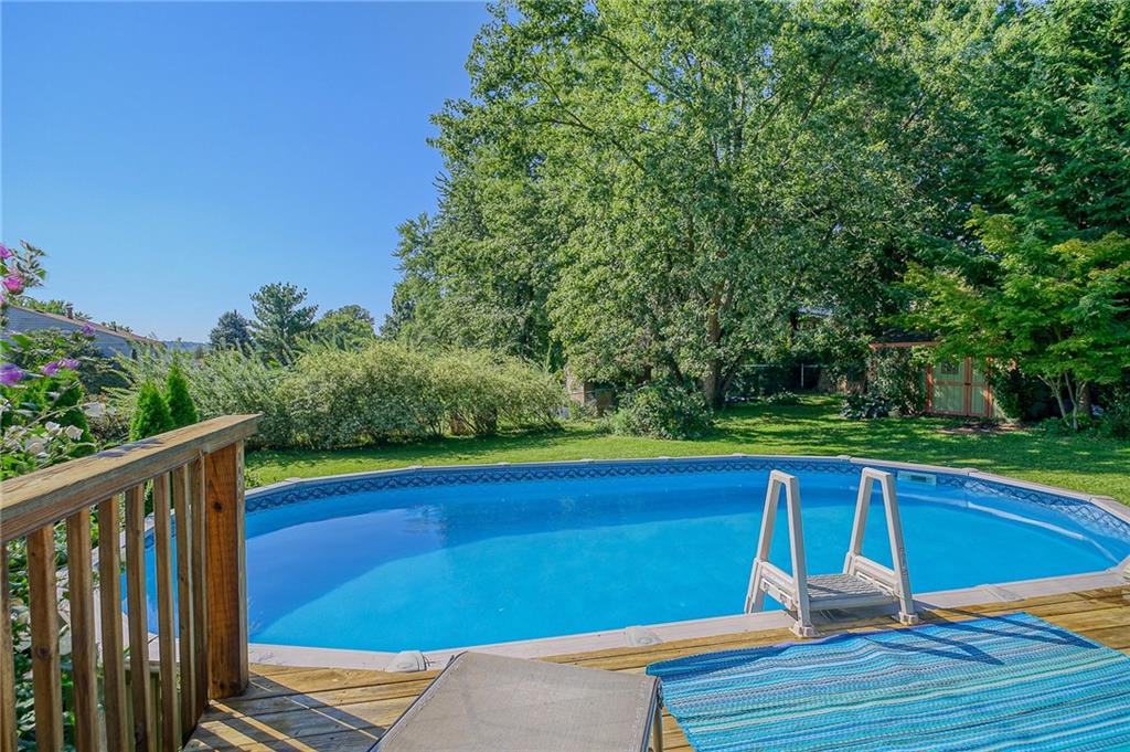 103 Old Ridge Road Coraopolis, PA 15108 - Photo 4 of 23 Gallery Image 4