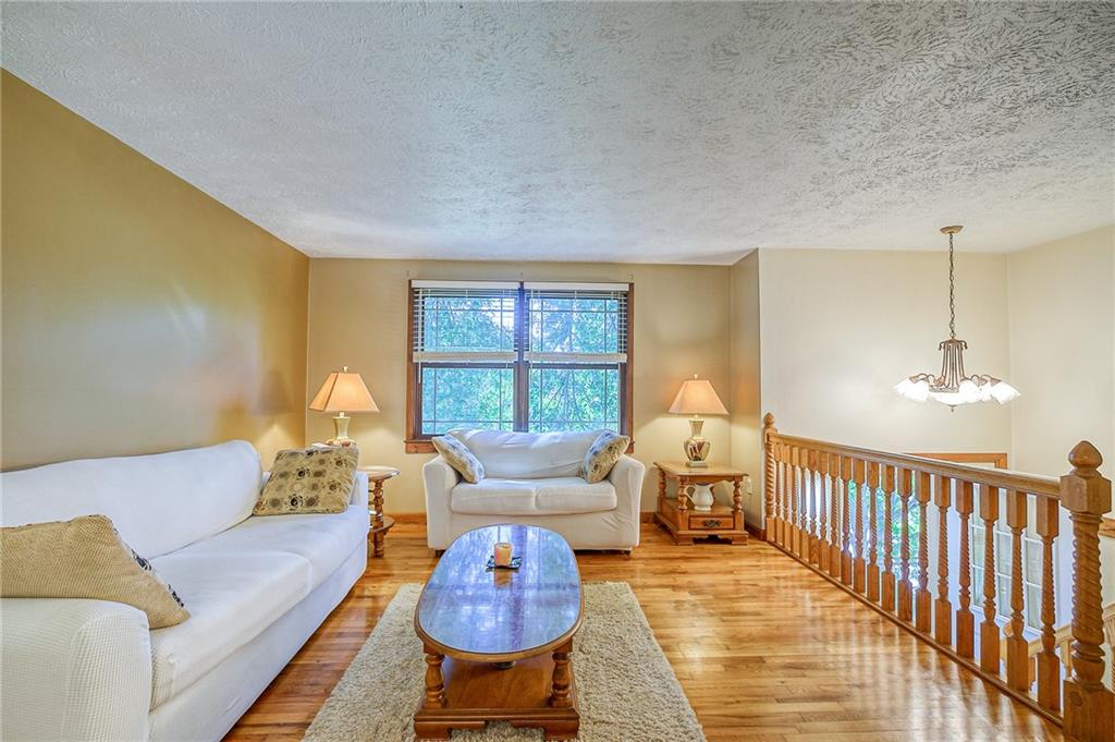 103 Old Ridge Road Coraopolis, PA 15108 - Photo 6 of 23 Gallery Image 6