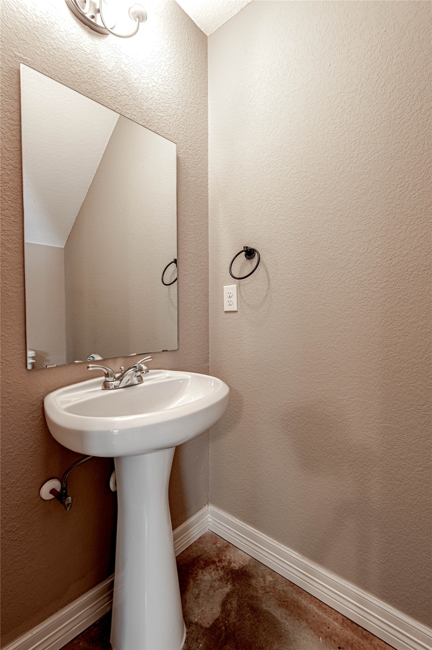 2002 20th Street, Unit 603 Huntsville, TX 77340 - Photo 14 of 23