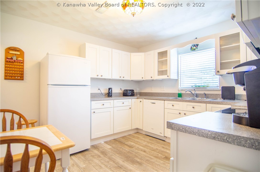 4025 Lower Falls Road St. Albans, WV 25177 - Photo 17 of 23 Gallery Image 17