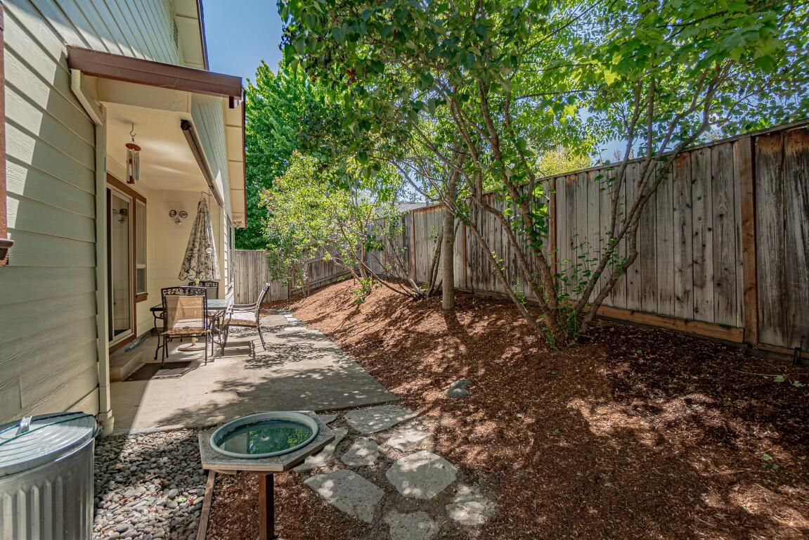 35 Logan Way Talent, OR 97540 - Photo 20 of 22 Backyard with Covered Patio Area