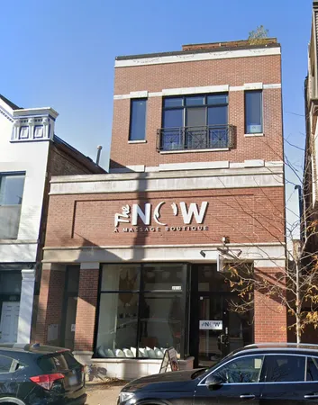 $1,000,000 | 2038 North Halsted Street, Unit 3, Chicago, IL 60614