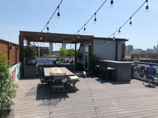 $1,000,000 | 2038 North Halsted Street, Unit 3, Chicago, IL 60614