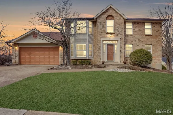 $395,000 | 3028 Olde Post Road, St. Louis, MO 63129