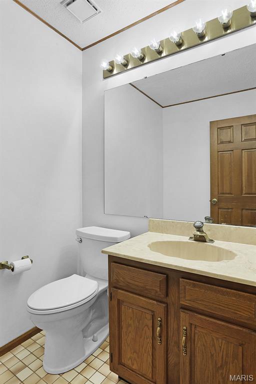 3028 Olde Post Road St. Louis, MO 63129 - Photo 17 of 39