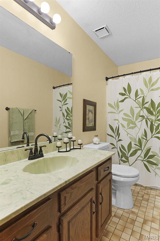 3028 Olde Post Road St. Louis, MO 63129 - Photo 25 of 39