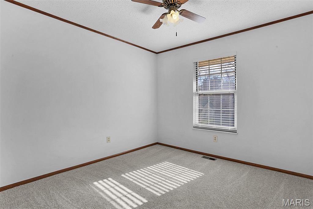 3028 Olde Post Road St. Louis, MO 63129 - Photo 27 of 39