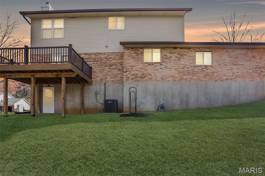 3028 Olde Post Road St. Louis, MO 63129 - Photo 32 of 39