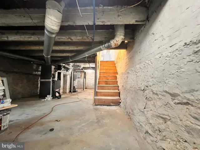 $249,500 | 1143 Chestnut Street, Darby, PA 19023