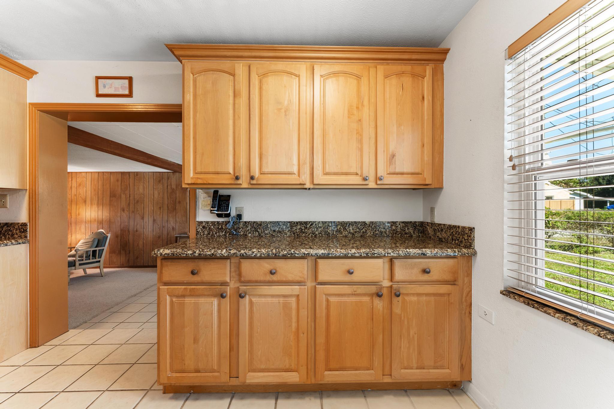 1812 High Ridge Road Lake Worth, FL 33461 - Photo 10 of 44 Kitchen