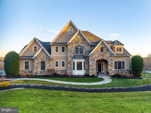 $2,290,000 | 5829 Ridgeview Drive, Doylestown, PA 18902