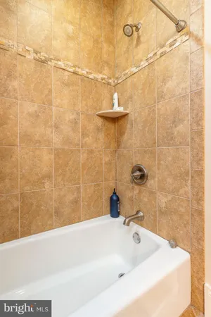 $2,290,000 | 5829 Ridgeview Drive, Doylestown, PA 18902