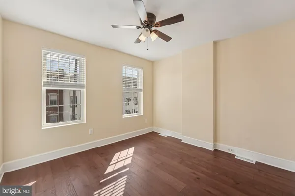 $172,000 | 637 Kohn Street, Norristown, PA 19401