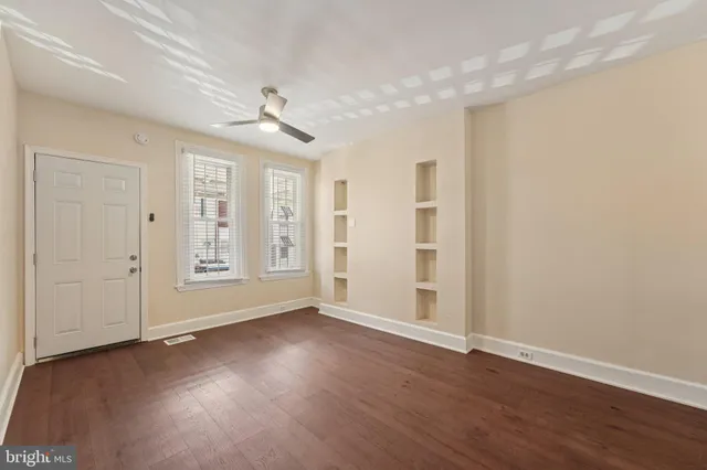 $172,000 | 637 Kohn Street, Norristown, PA 19401