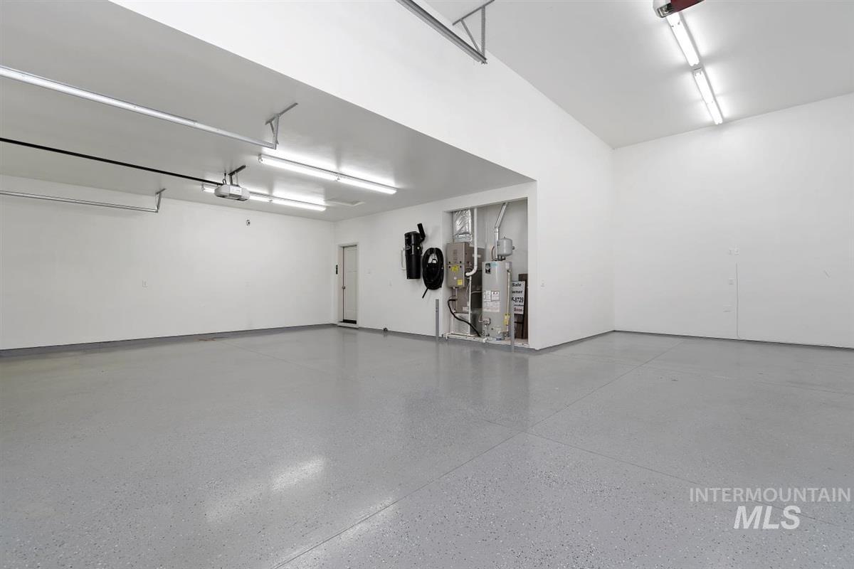 9580 West Ringle Creek Street Star, ID 83669 - Photo 38 of 43 Garage with gas water heater