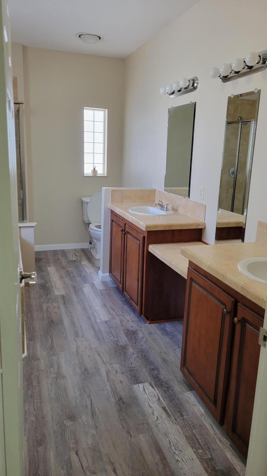 11847 Atlantic Circle Boca Raton, FL 33428 - Photo 5 of 12 Master bathroom