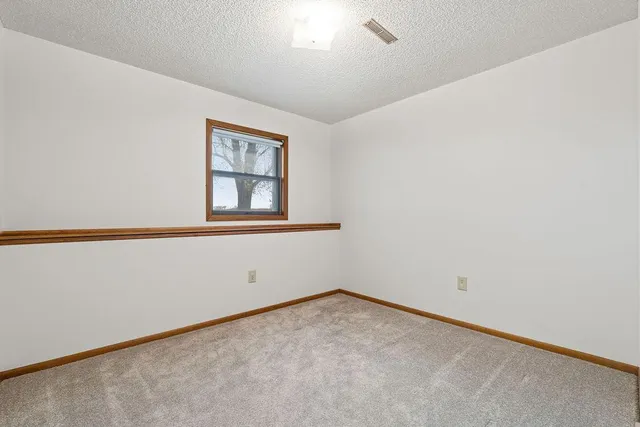 $424,900 | 425 West Franklin Street, Morristown, MN 55052