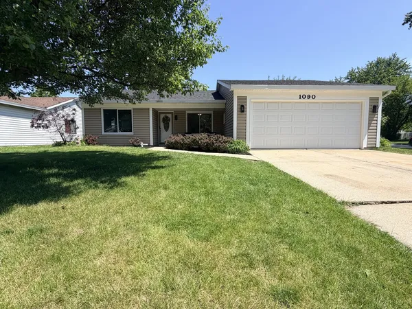 $377,000 | 1090 Crestwood Lane, Bolingbrook, IL 60440