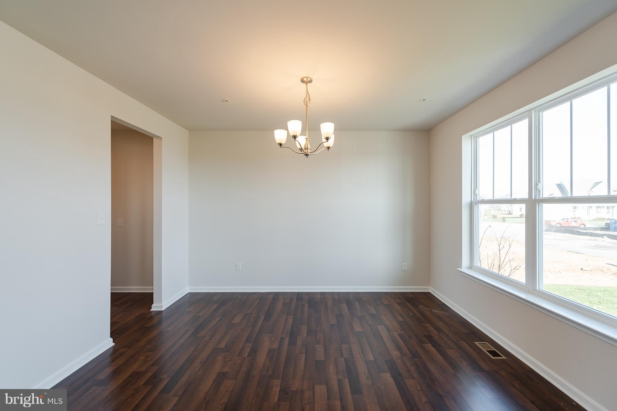 610 Stonegate Road Westminster, MD 21157 - Photo 7 of 56 Gallery Image 7