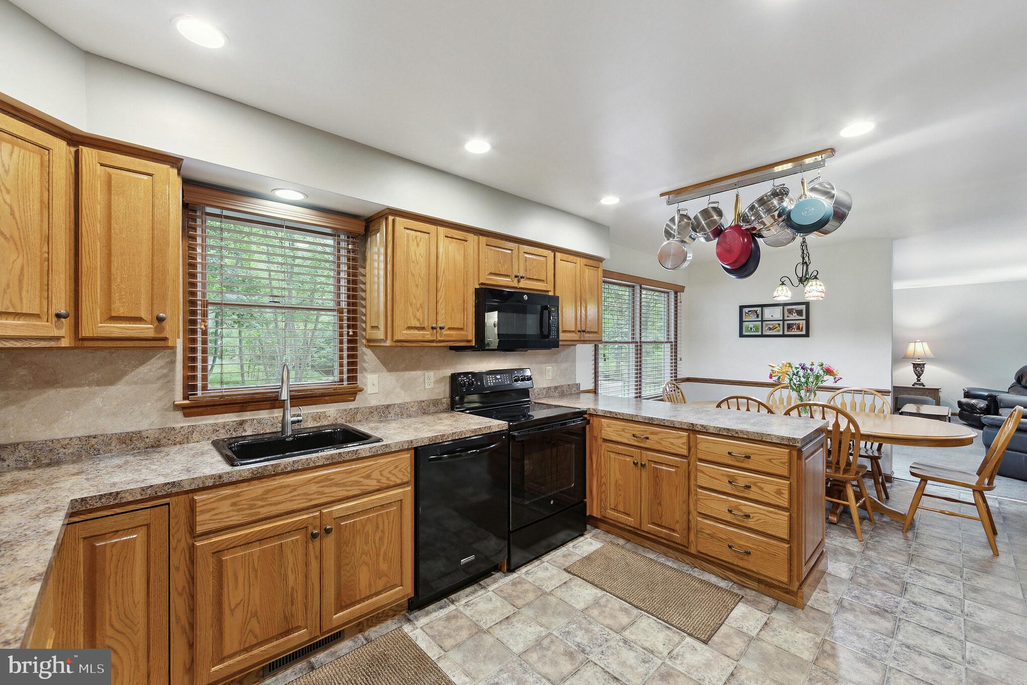 1534 Stouff Road Downingtown, PA 19335 - Photo 5 of 37 Gallery Image 5