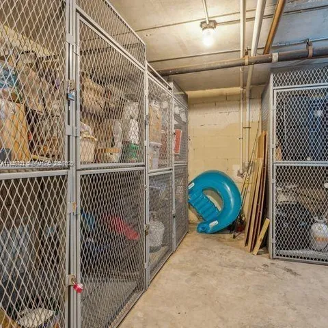 $2,600 | 110 Salamanca Avenue, Unit 206, Coral Gables, FL 33134