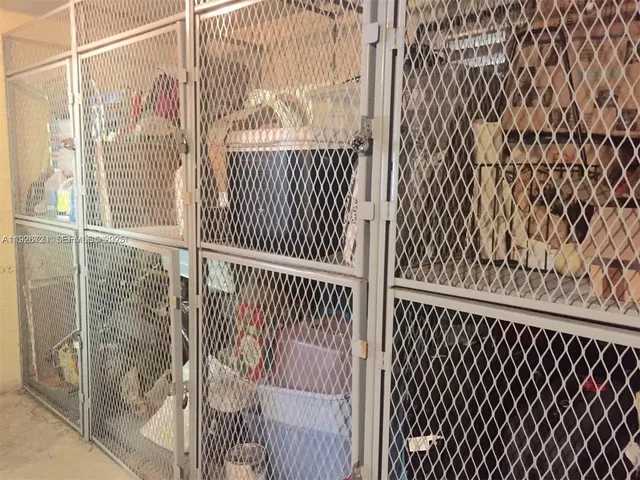 $2,600 | 110 Salamanca Avenue, Unit 206, Coral Gables, FL 33134