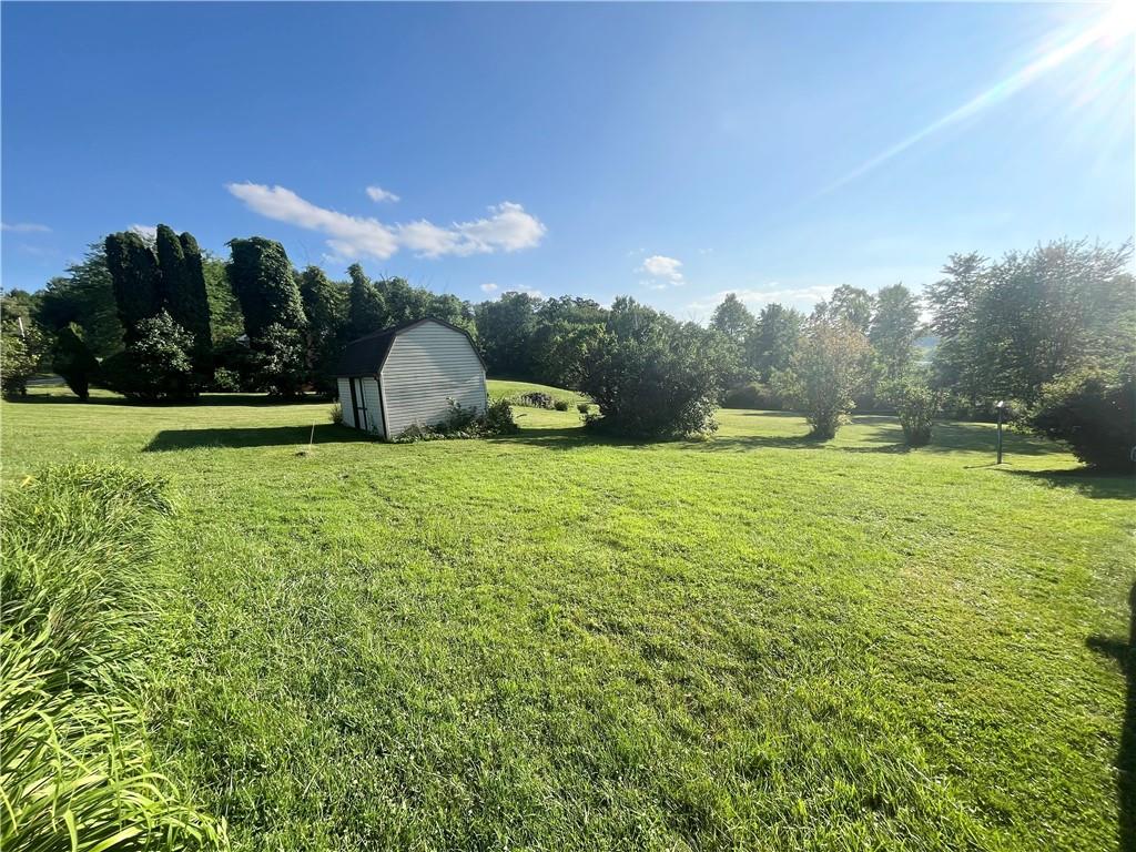 372 Sandy Point Road Emlenton, PA 16373 - Photo 9 of 24 Gallery Image 9