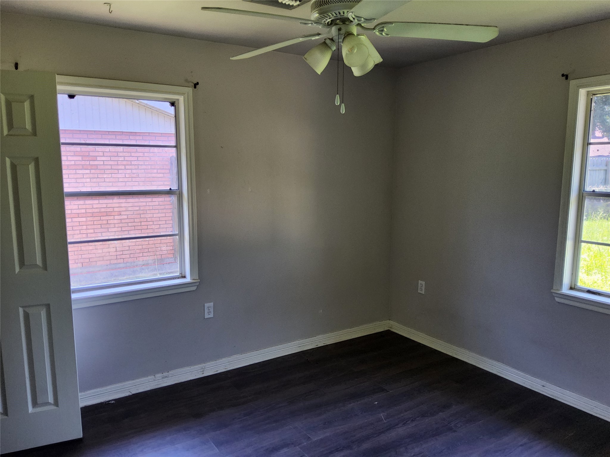 701 Sherrill Street West Orange, TX 77630 - Photo 7 of 16
