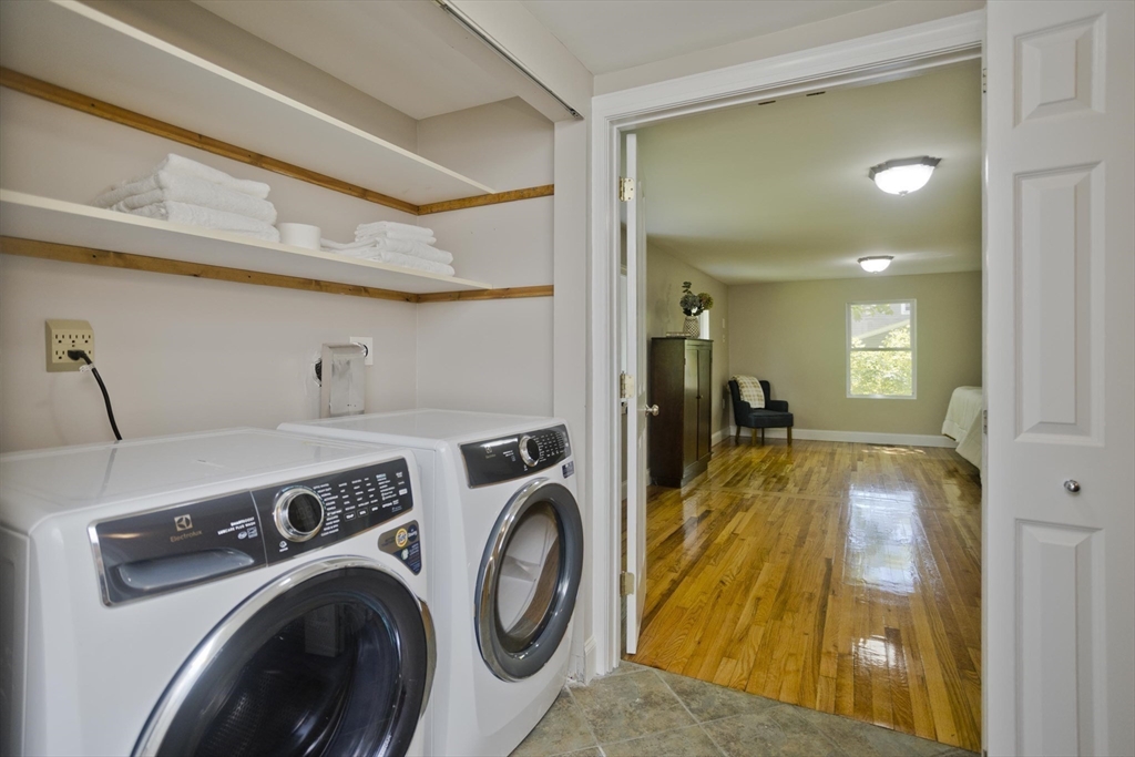 1883 Parker Street Springfield, MA 01128 - Photo 22 of 39 Gallery Image 22