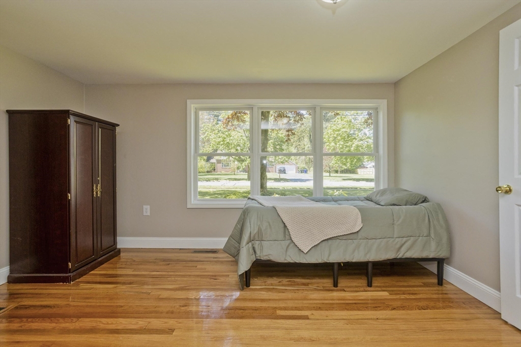 1883 Parker Street Springfield, MA 01128 - Photo 27 of 39 Gallery Image 27