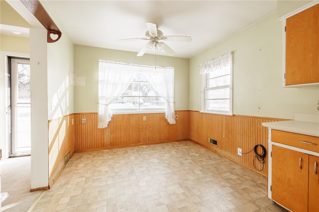 286 Filon Avenue Irondequoit, NY 14622 - Photo 12 of 26