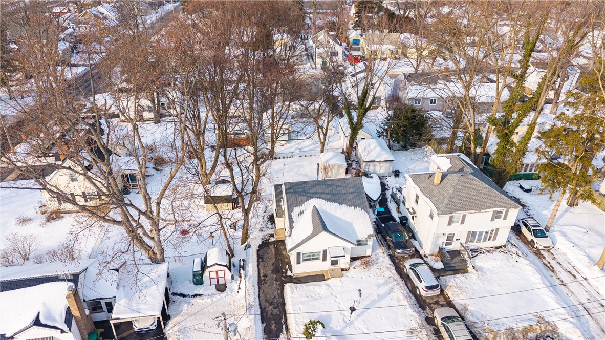 286 Filon Avenue Irondequoit, NY 14622 - Photo 2 of 26