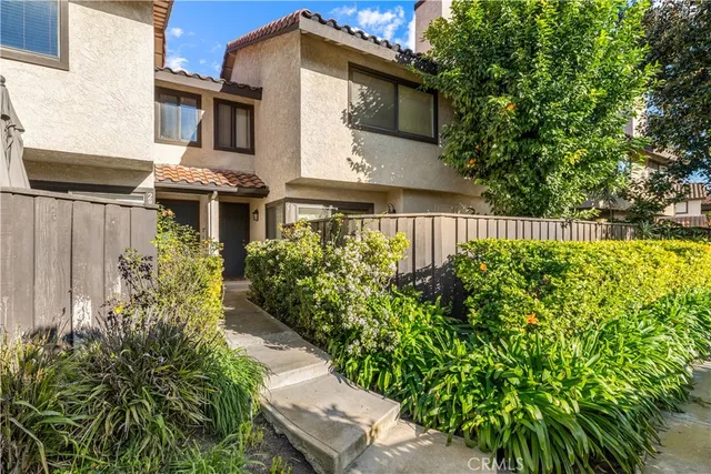 $789,000 | 5151 Walnut Avenue, Unit 27, Irvine, CA 92604