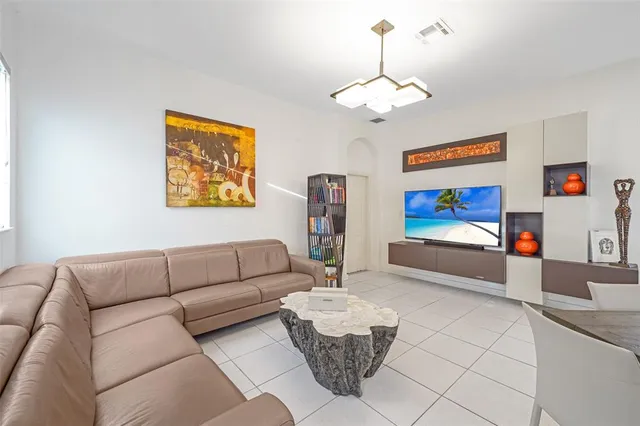 $799,000 | 16778 Northwest 8th Street, Pembroke Pines, FL 33028