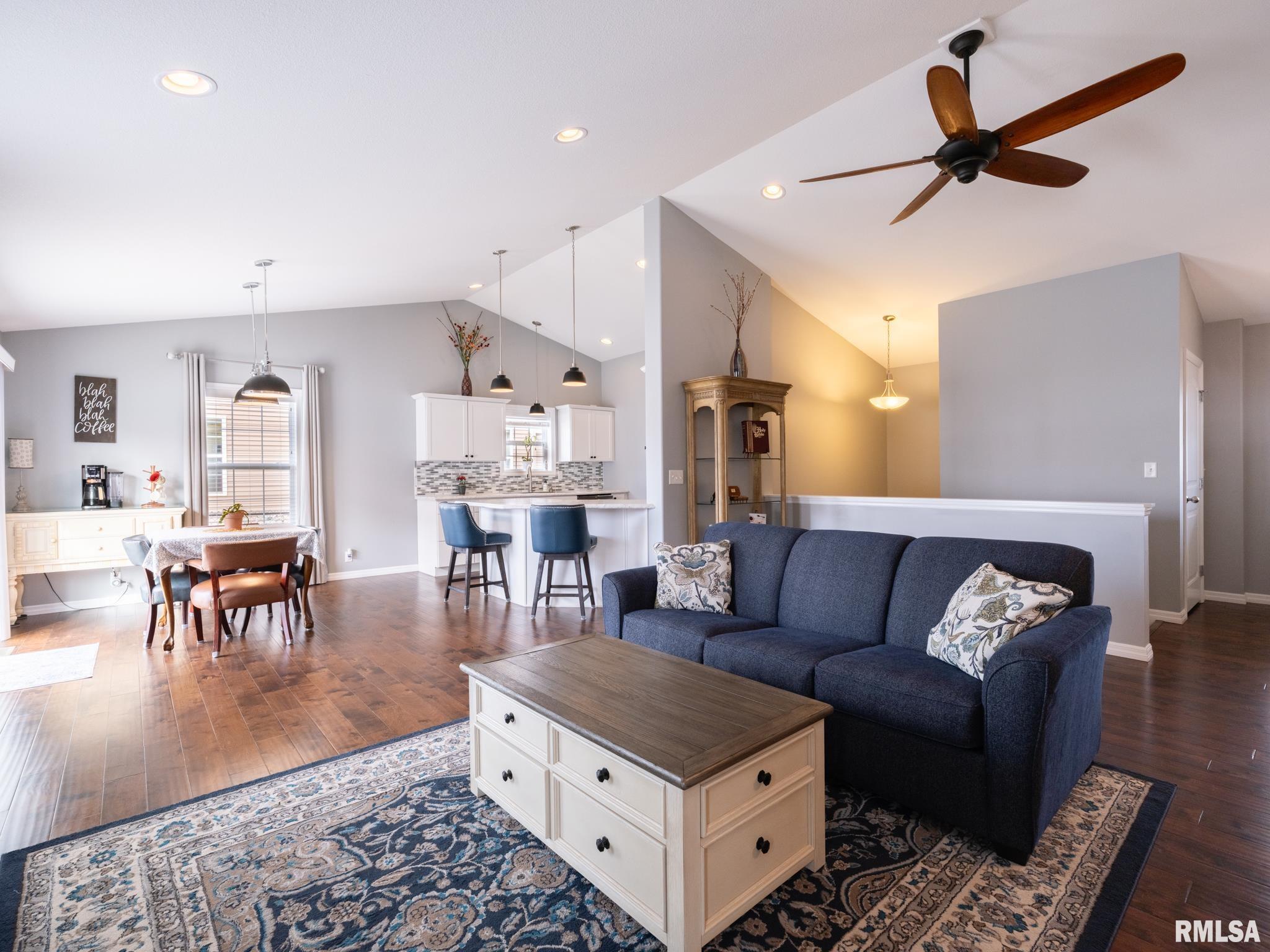 912 Devonshire Road Washington, IL 61571 - Photo 11 of 58