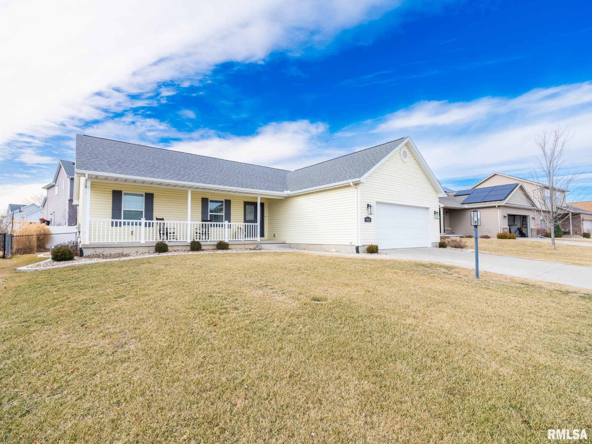 912 Devonshire Road Washington, IL 61571 - Photo 2 of 58