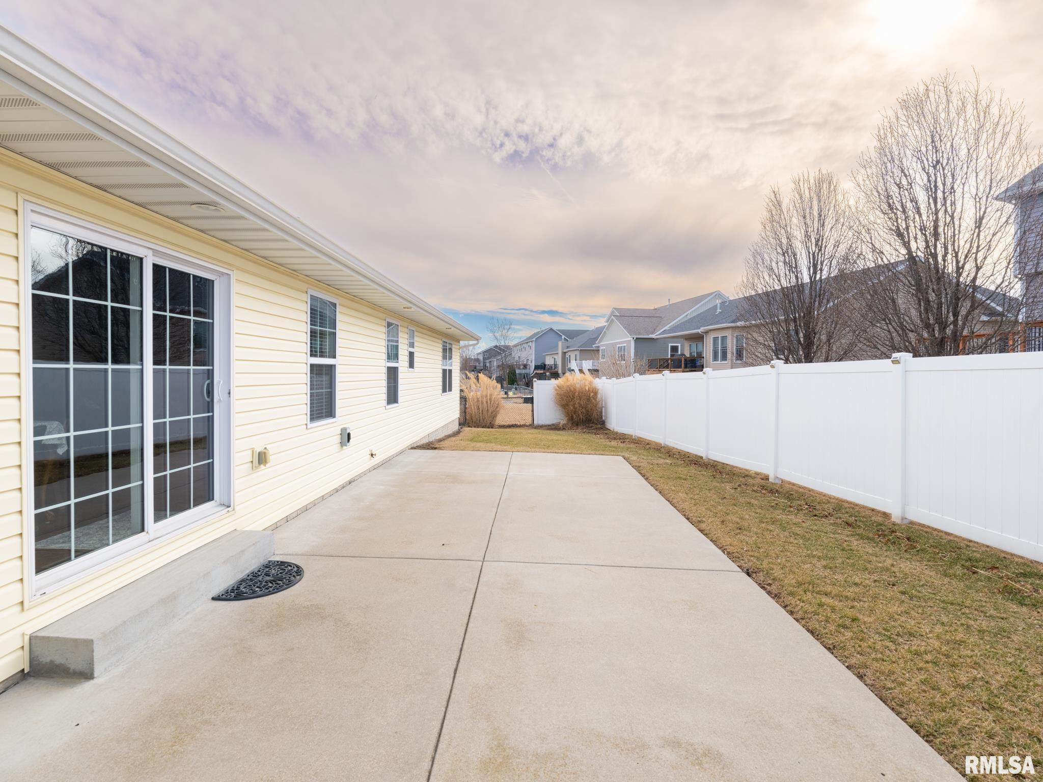 912 Devonshire Road Washington, IL 61571 - Photo 52 of 58