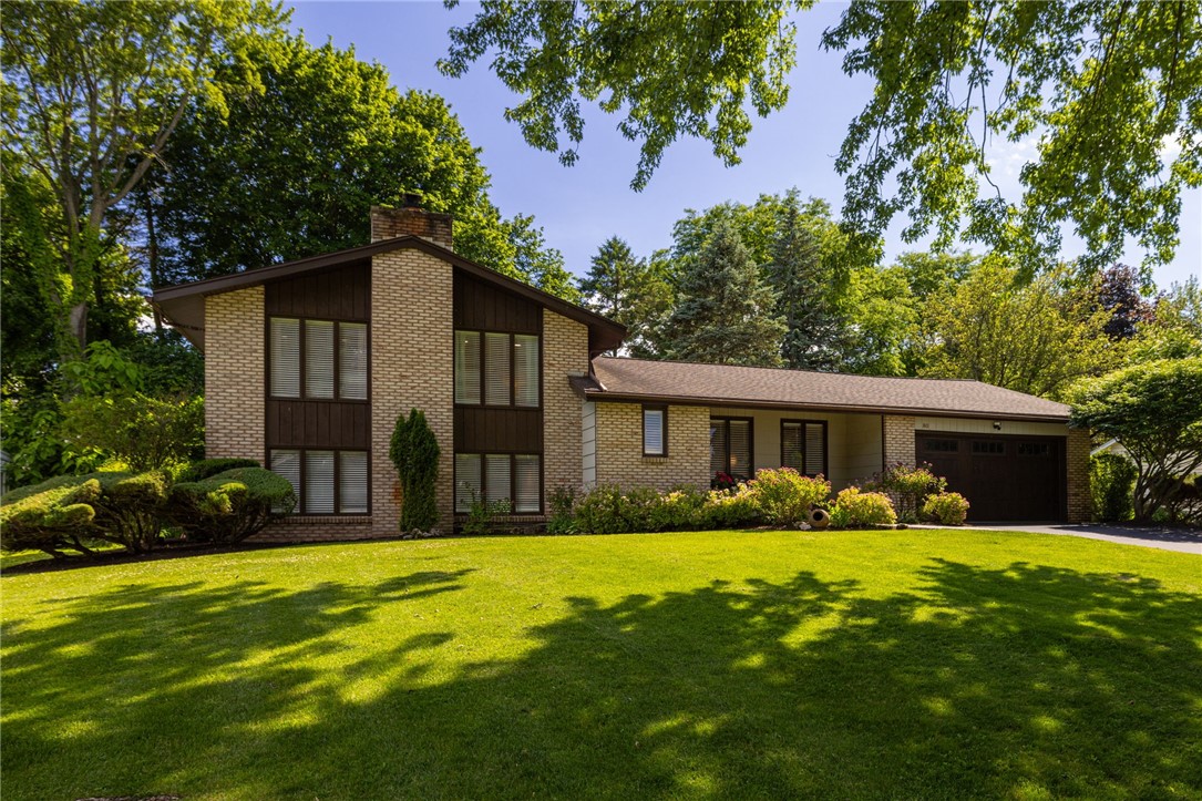 80 Barnfield Road Henrietta, NY 14534 - Photo 1 of 34 Stunning Curb Appeal - 80 Barnfield Rd.