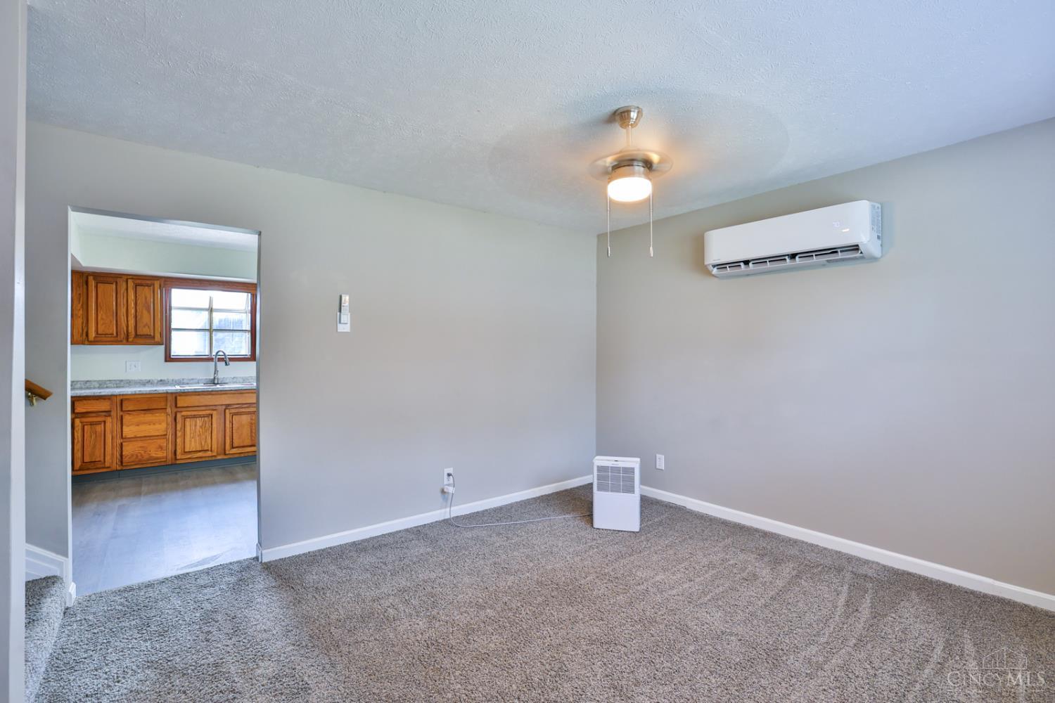 5139 Huston Road Hamilton, OH 45013 - Photo 6 of 26