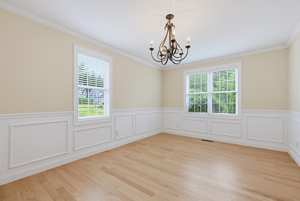 25 Sullivan Way Foxboro, MA 02035 - Photo 15 of 41