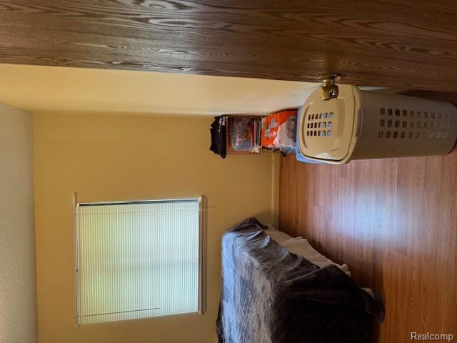5496 Elizabeth Lake Road Waterford, MI 48327 - Photo 18 of 37 Gallery Image 18