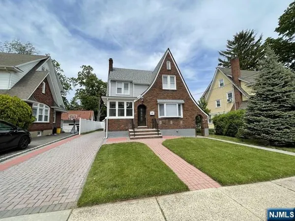 $4,800 | 257 Cherry Lane, Teaneck, NJ 07666
