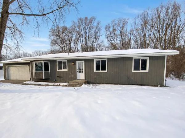 $407,000 | 18817 Kenwood Trail, Lakeville, MN 55044