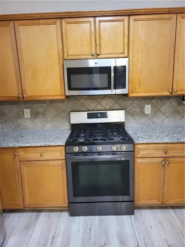 $2,300 | 1372 Dukes Creek Drive, Kennesaw, GA 30152