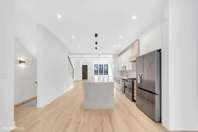 $799,000 | 4420 West Montana Street, Chicago, IL 60639