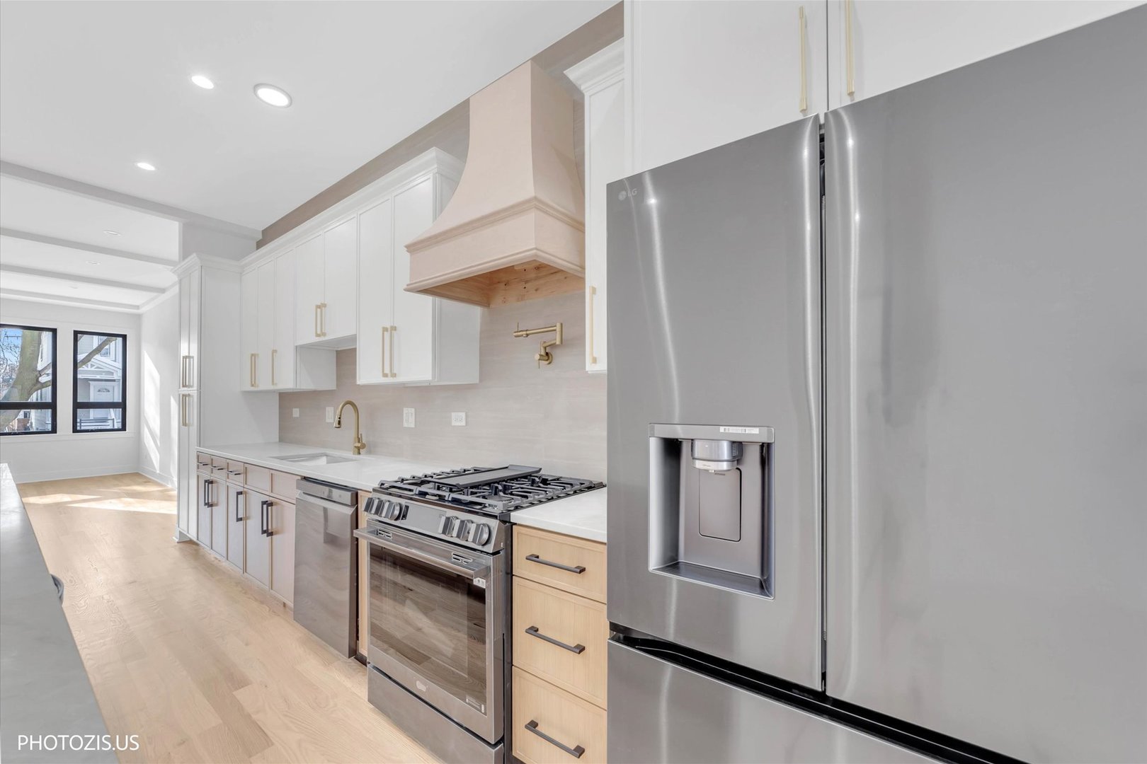 4420 West Montana Street Chicago, IL 60639 - Photo 16 of 44