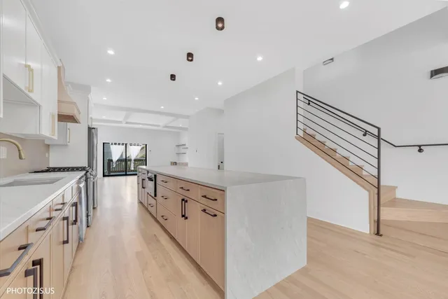 $799,000 | 4420 West Montana Street, Chicago, IL 60639