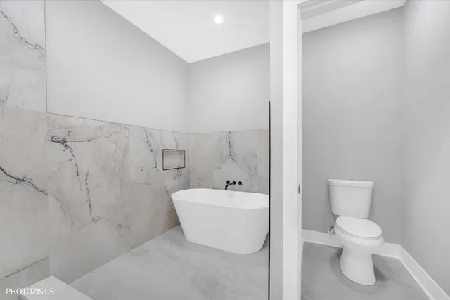 $799,000 | 4420 West Montana Street, Chicago, IL 60639